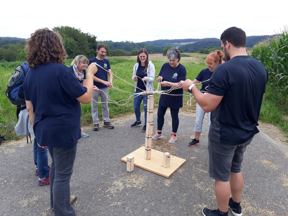 Newsbild: Teamarbeit im HWBV